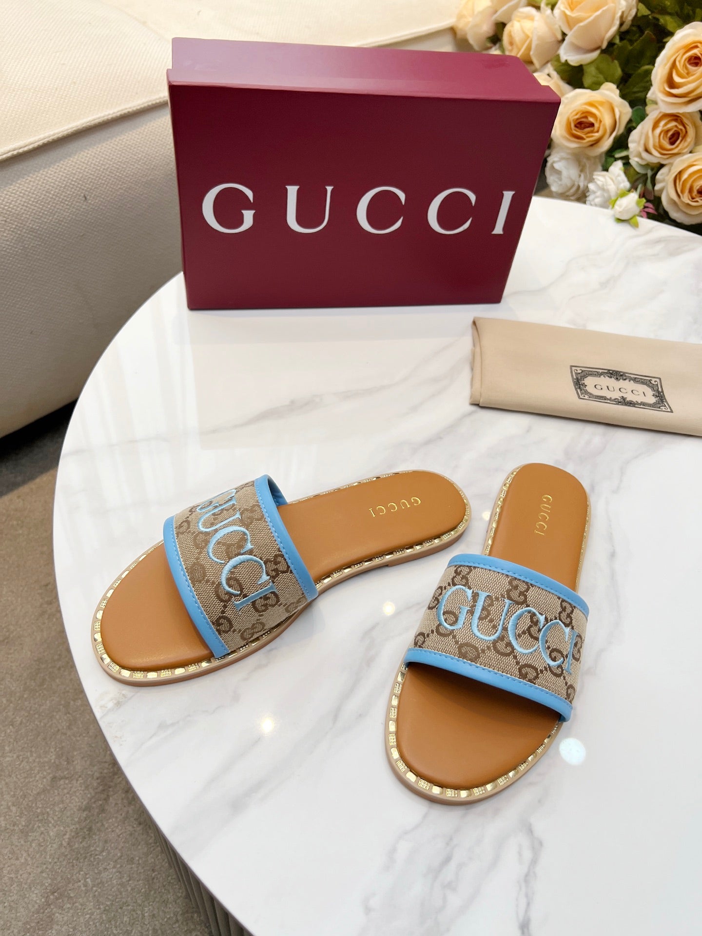 255QB29ZDE Stylish leather Slippers