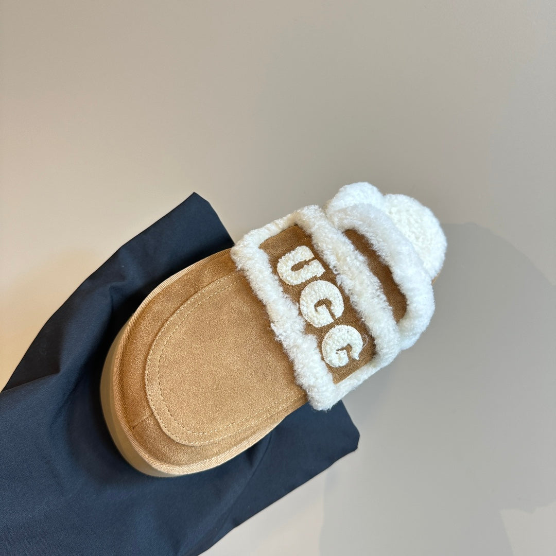 1JU24ZDE Stylish Slippers
