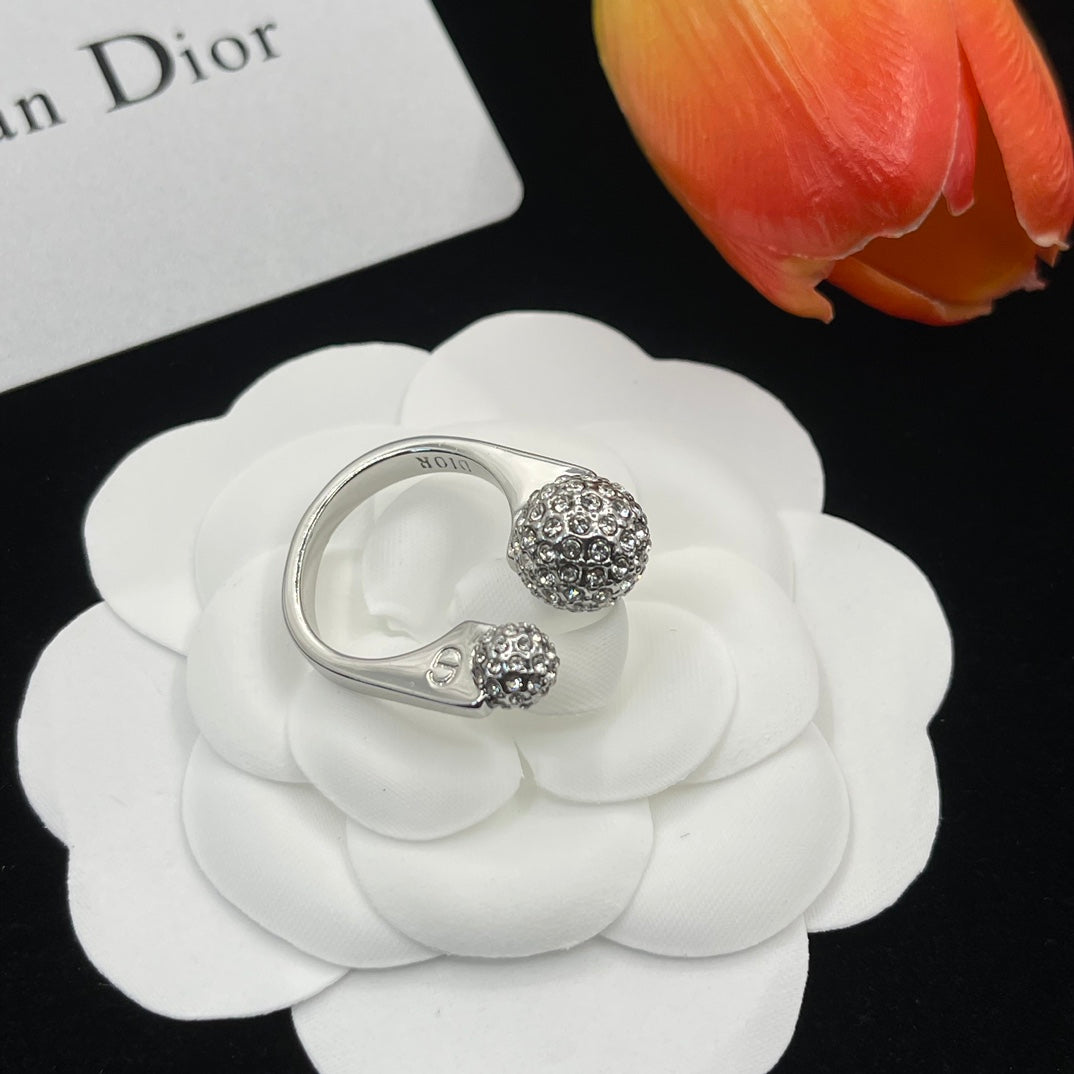 14D770JDE Stylish rings