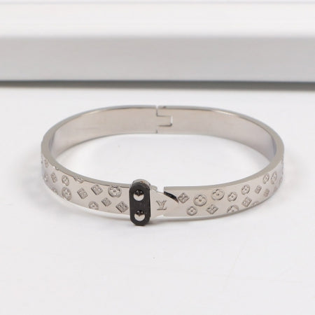 BE117KDE Stylish Bracelets