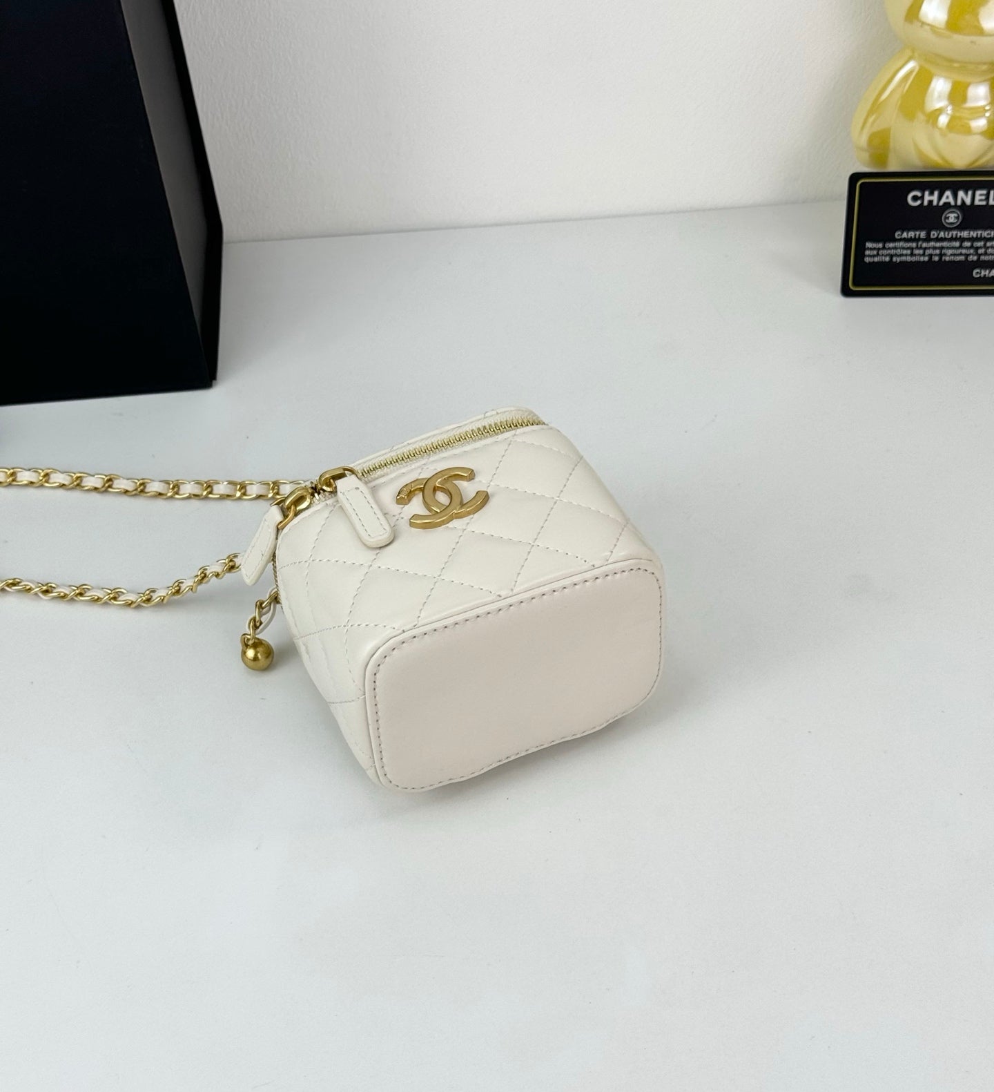195BC4BDE Stylish bag