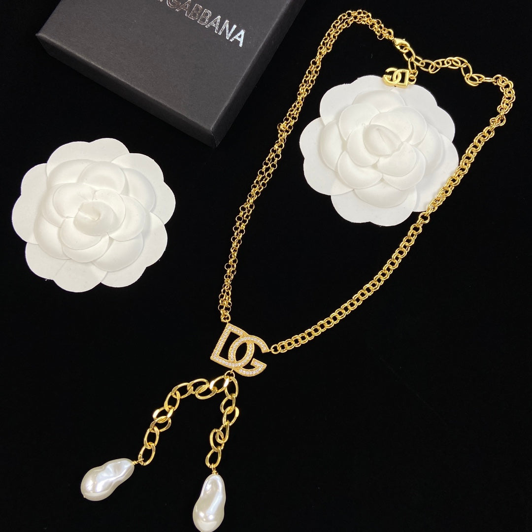 15NA4XDE Stylish Necklaces