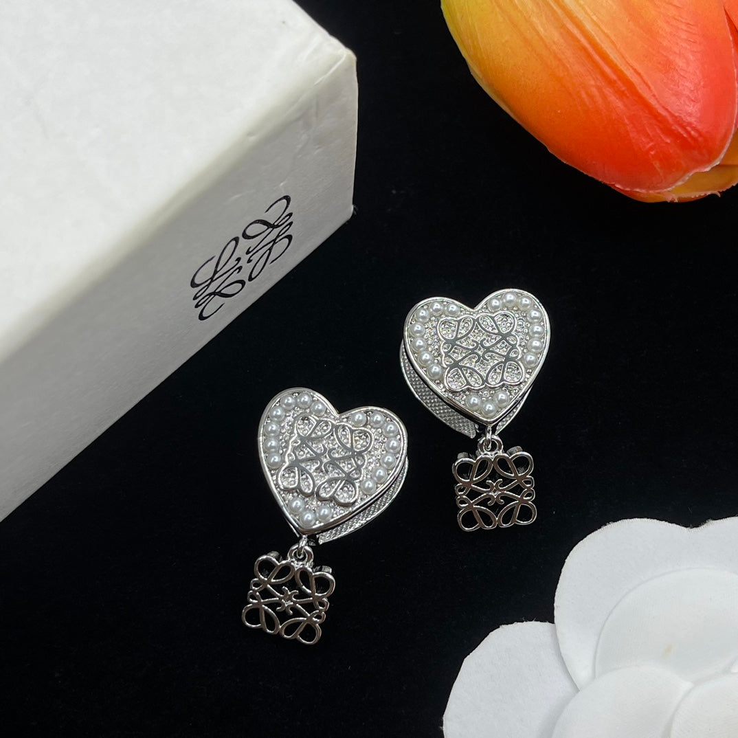 14A1002EDE Stylish Earrings