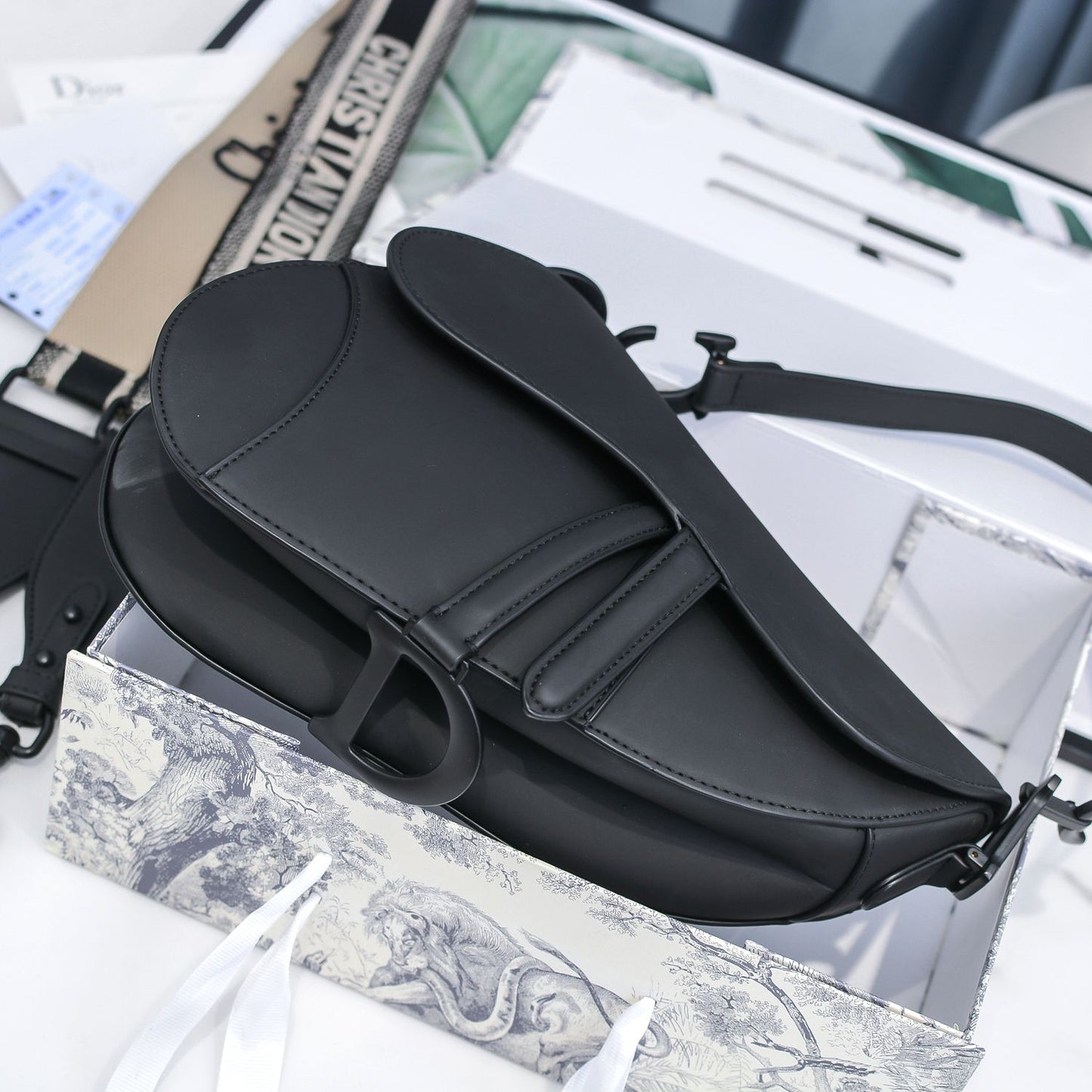5D10BDE Stylish leather bag