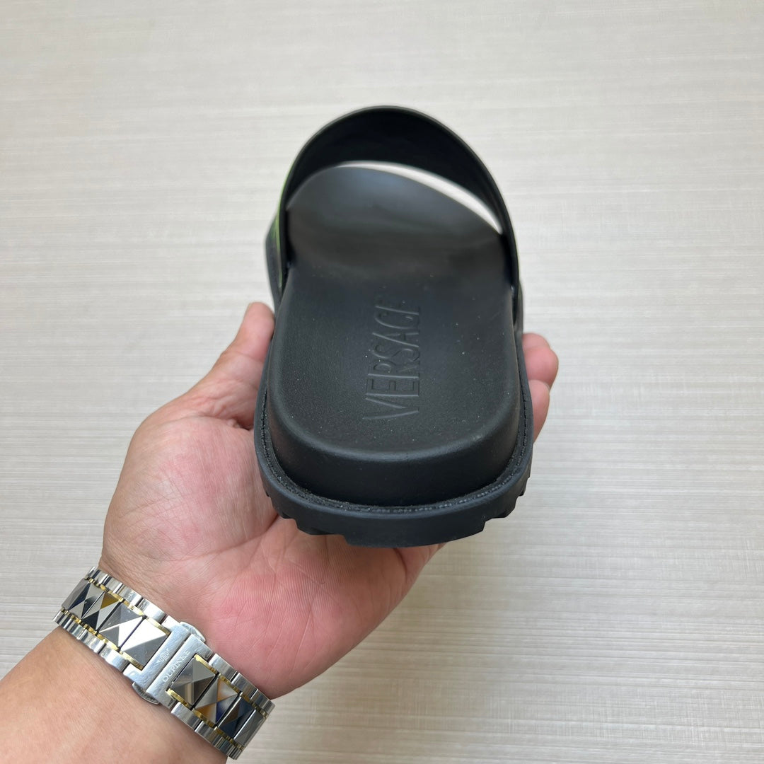 54V54ZDE Stylish slippers