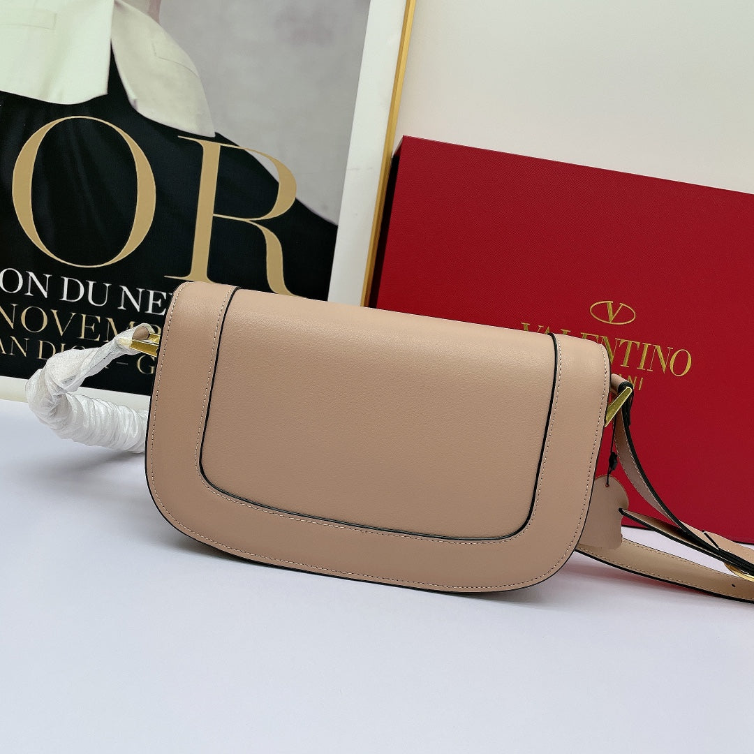 5A45BDE Stylish leather bag