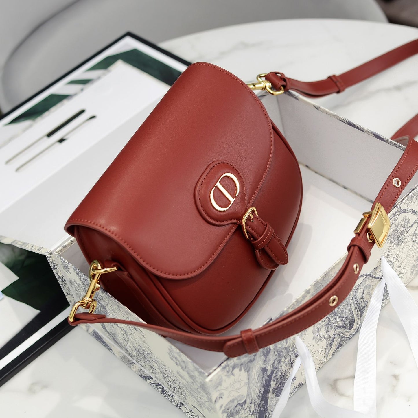 1L48BDE Stylish leather bag