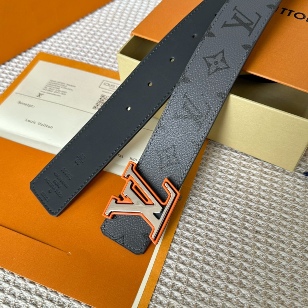 14E56PDE Stylish High quality belt With full package