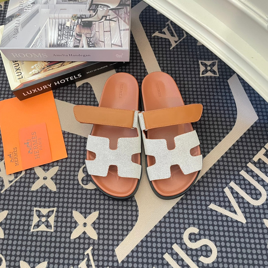 14H2ZDE Stylish sandals