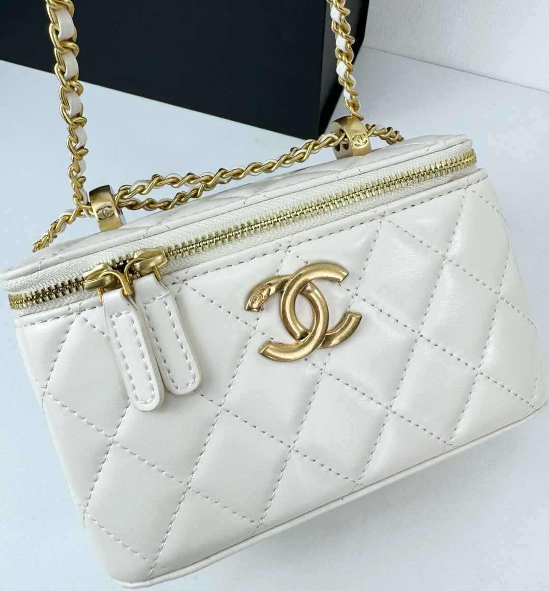 155XC27BDE Stylish leather bag