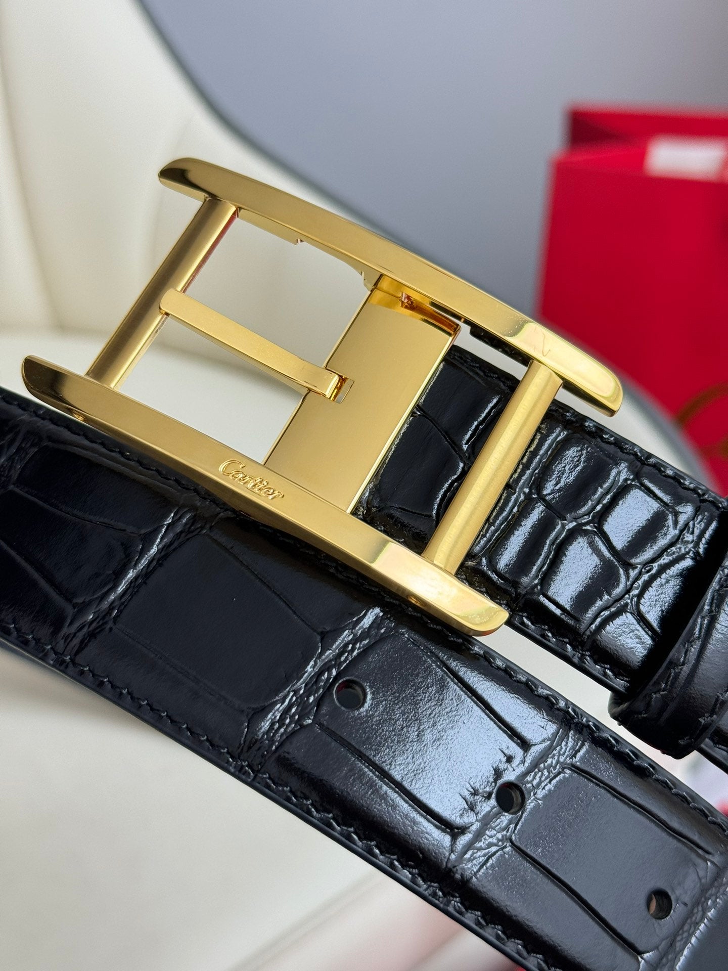 1WK172PDE Stylish High quality belt With full package