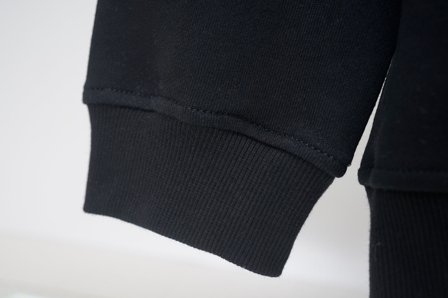 185ZE148UDE Stylish Sweaters