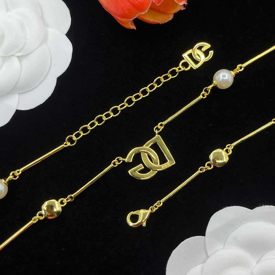 14A1045XDE Stylish Necklaces Bracelets