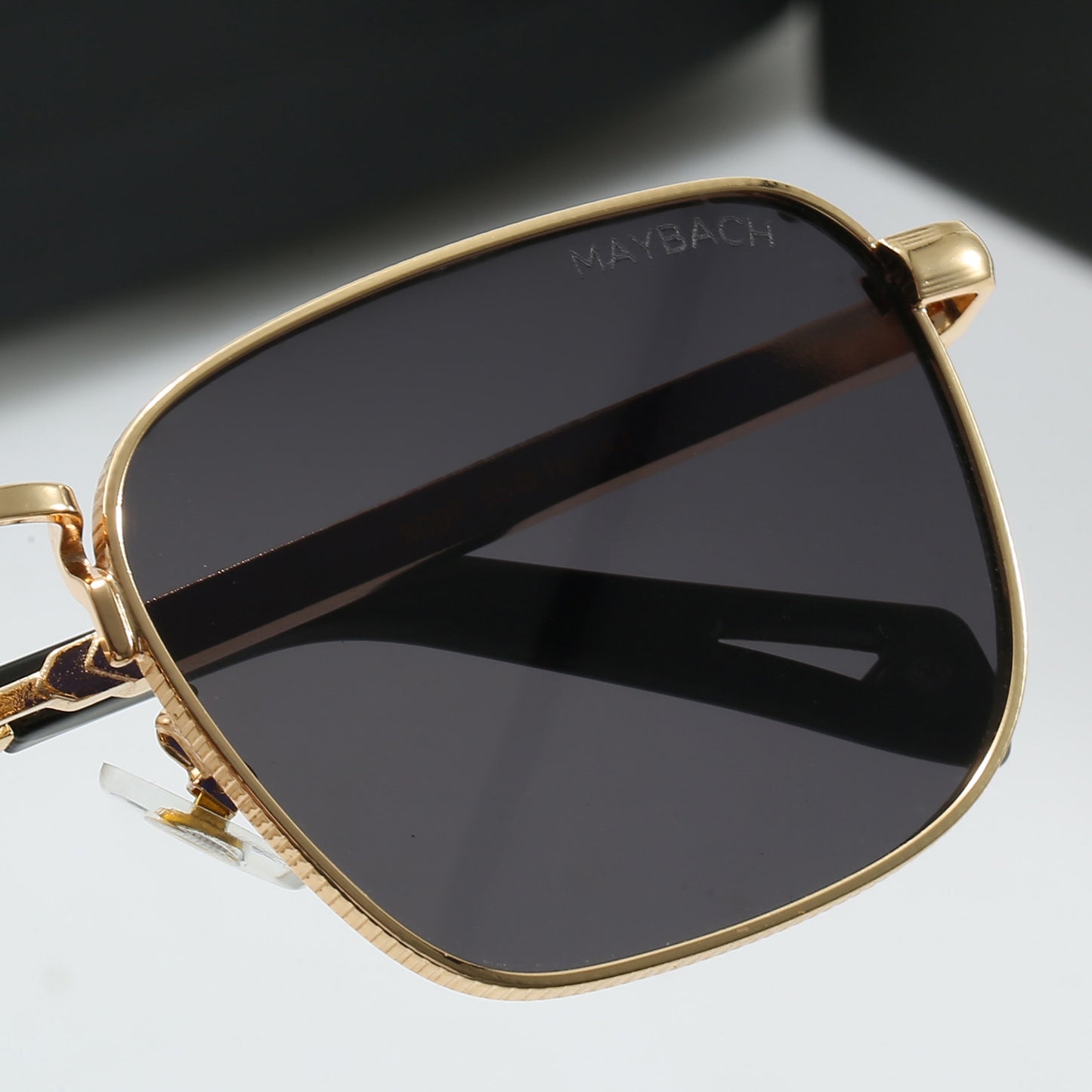 385RA44TDE Stylish Sunglasses