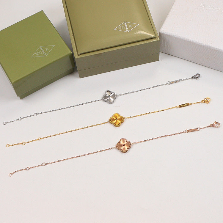 5VA7KDE Stylish Bracelets