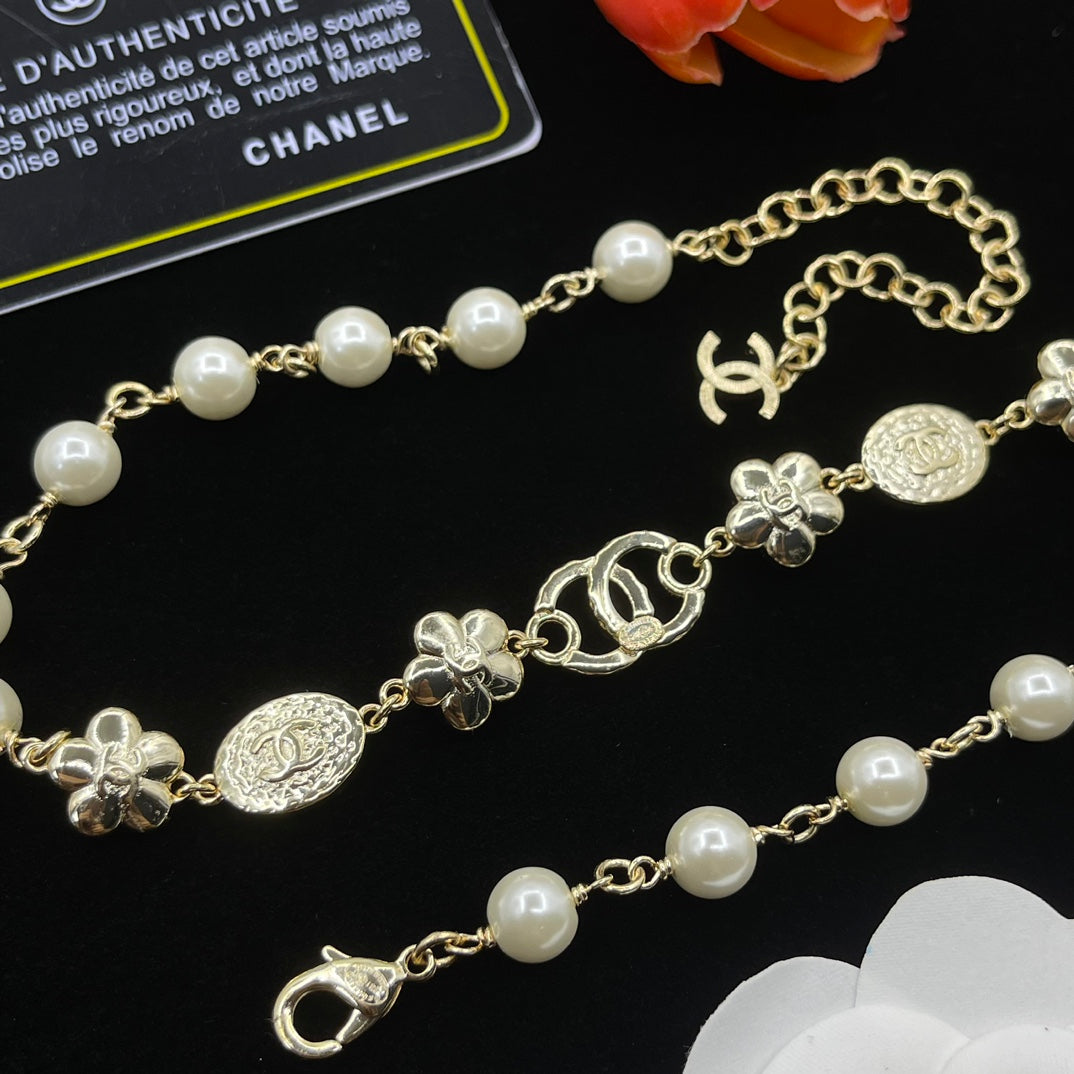 14C930XDE Stylish Necklaces