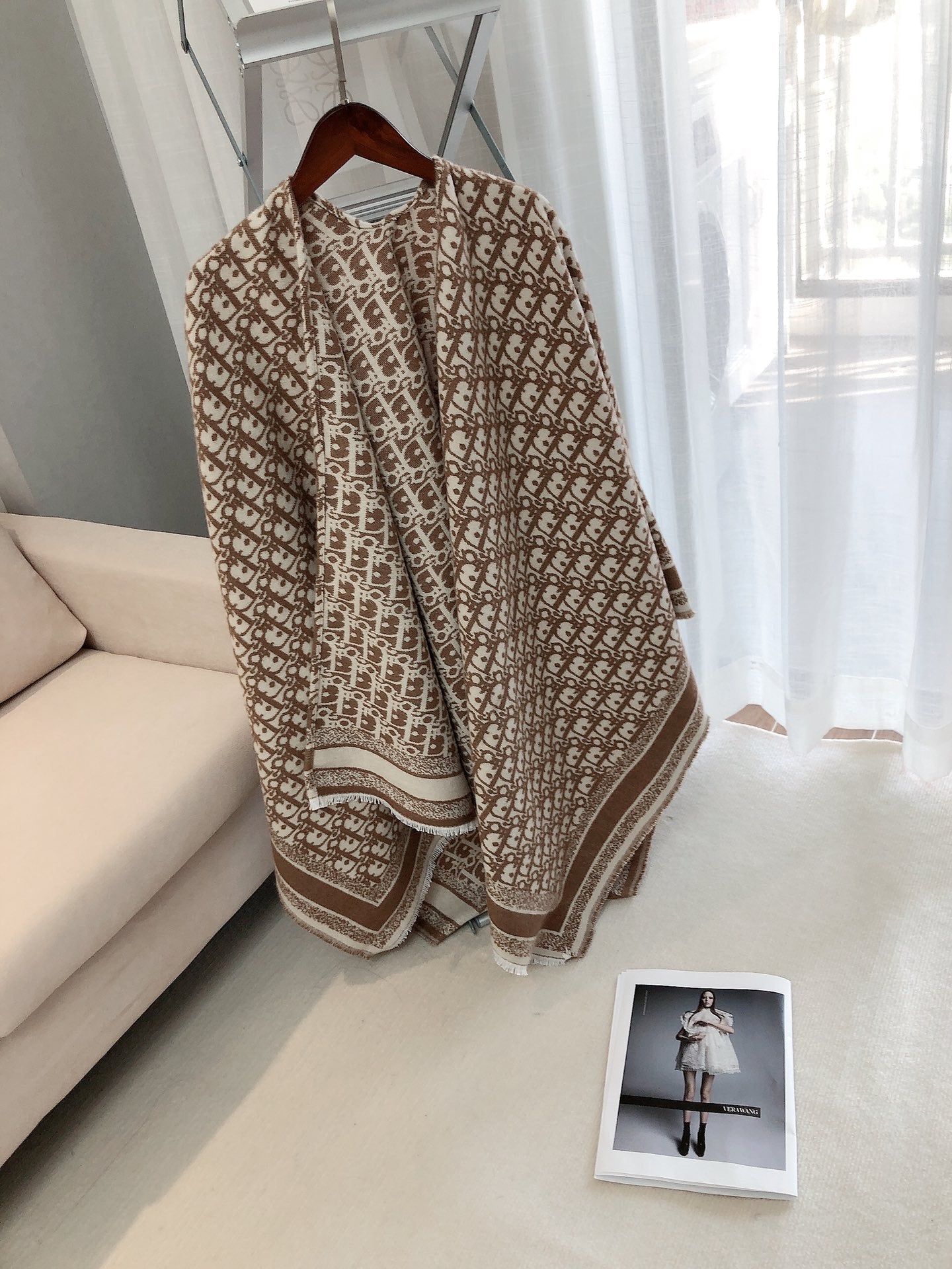 175RD20WDE Stylish Winter Scarves