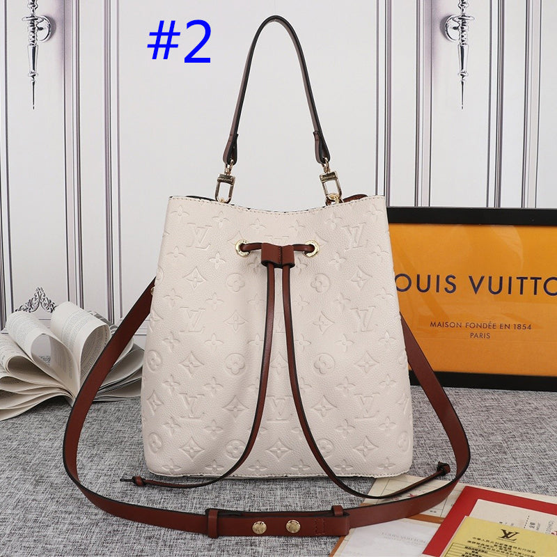 2XE60BDE Stylish leather bag