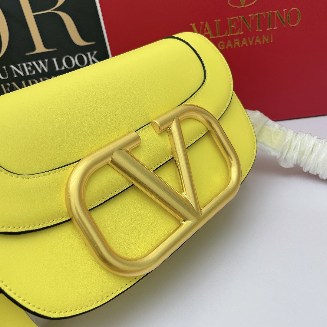 5A45BDE Stylish leather bag