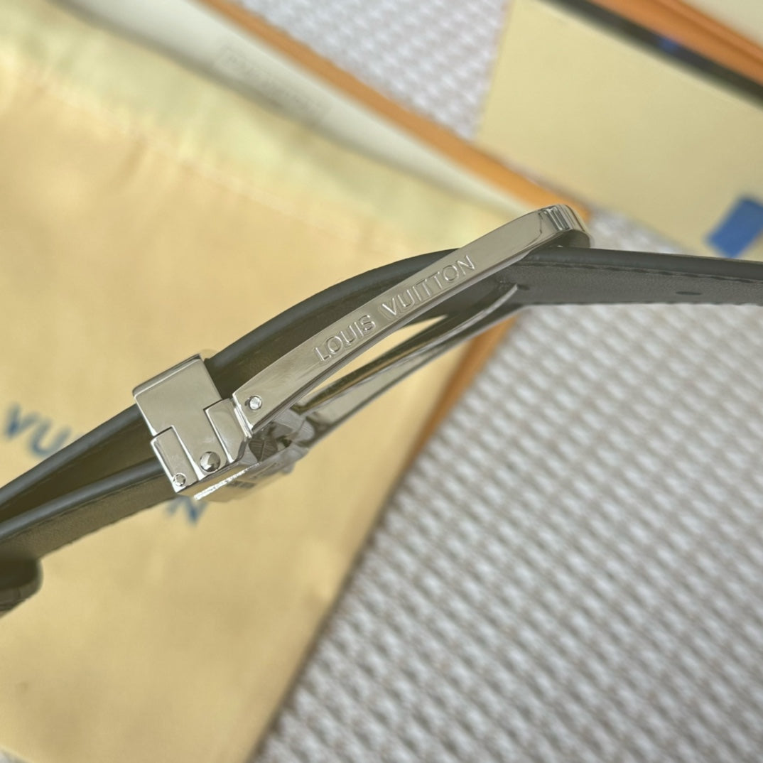 14E134PDE Stylish High quality belt With full package