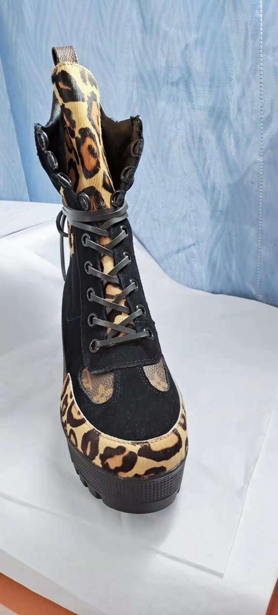 2XB205ZDE Stylish leather boot (top layer leather lining)