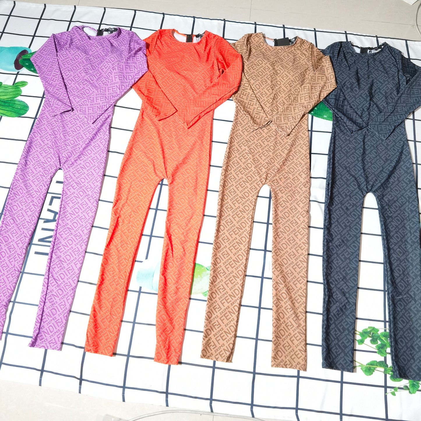 14F91YDE Stylish Long sleeve swimsuit