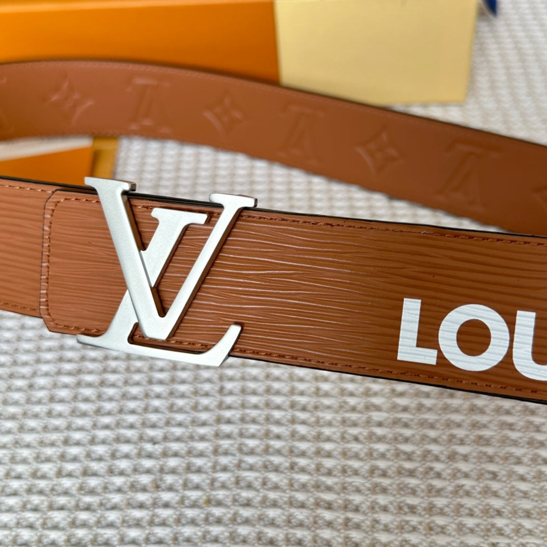 14E57PDE Stylish High quality belt With full package