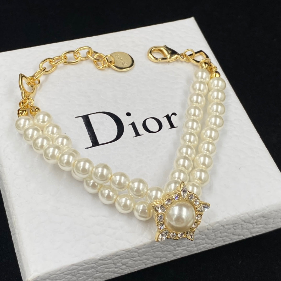 165ND5XDE Stylish Bracelets