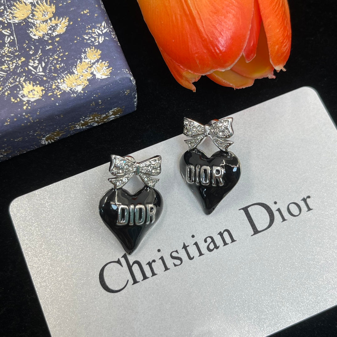 14D772EDE Stylish Earrings