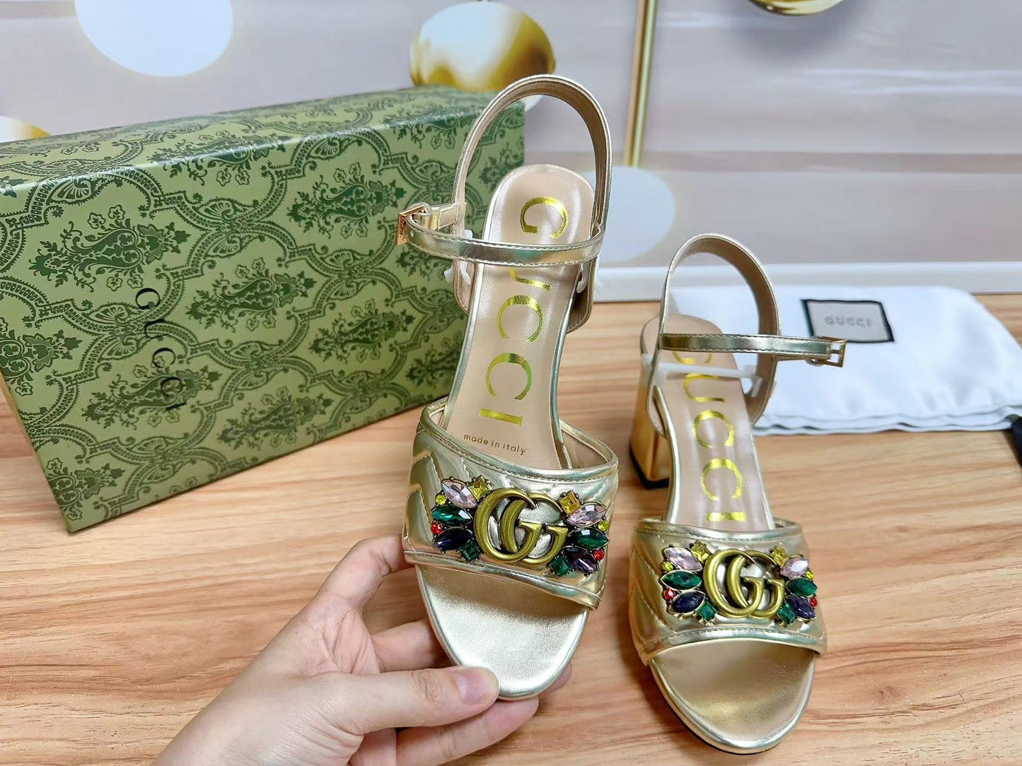 14B183ZDE Stylish High heels Heel height 7cm