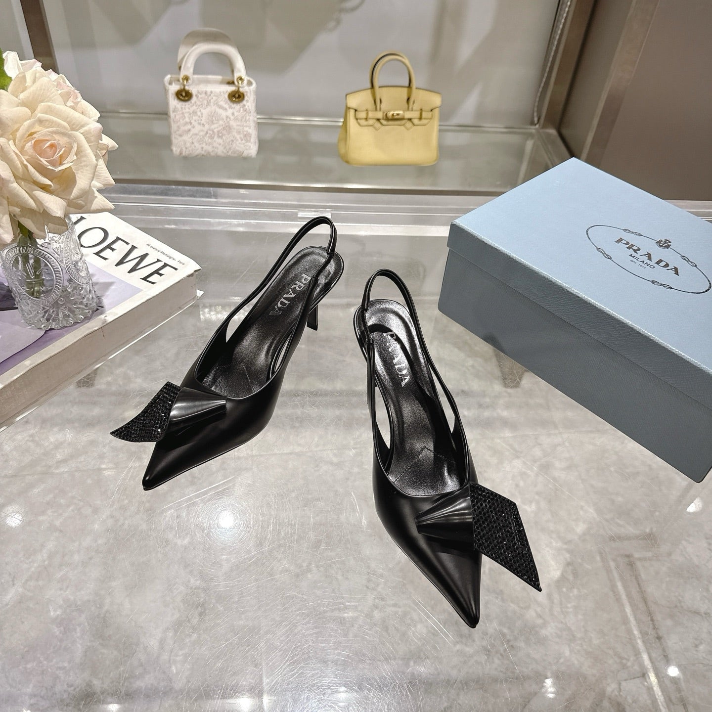 255QP41ZDE Stylish leather High heels