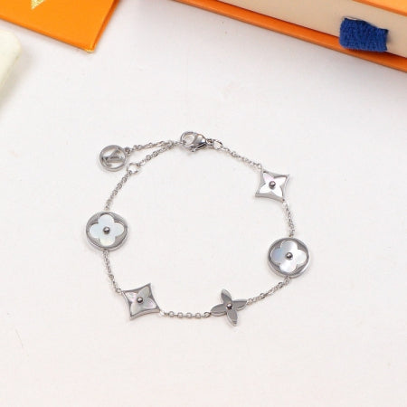 2E17KDE Stylish Bracelets