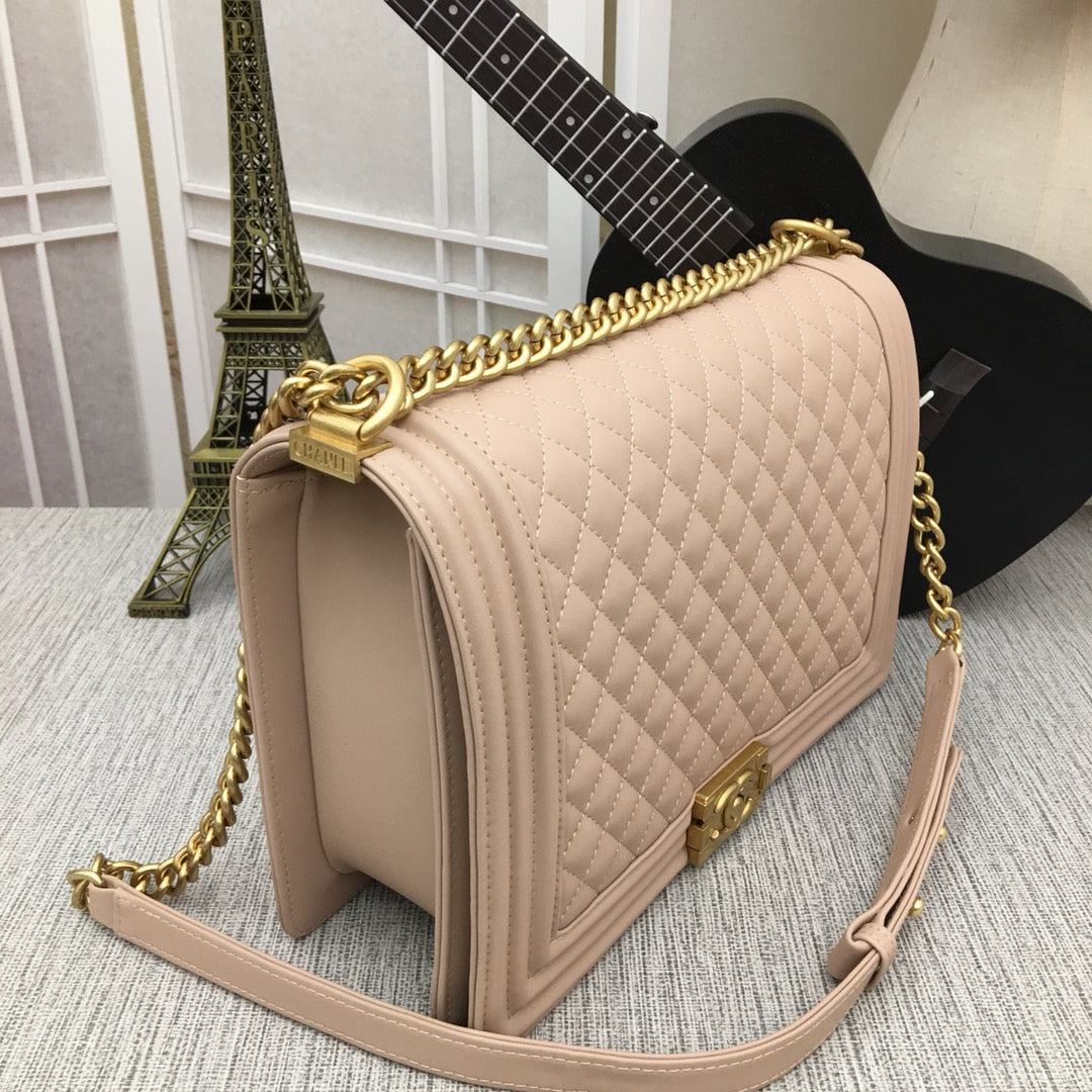 5C60BDE Stylish leather bag
