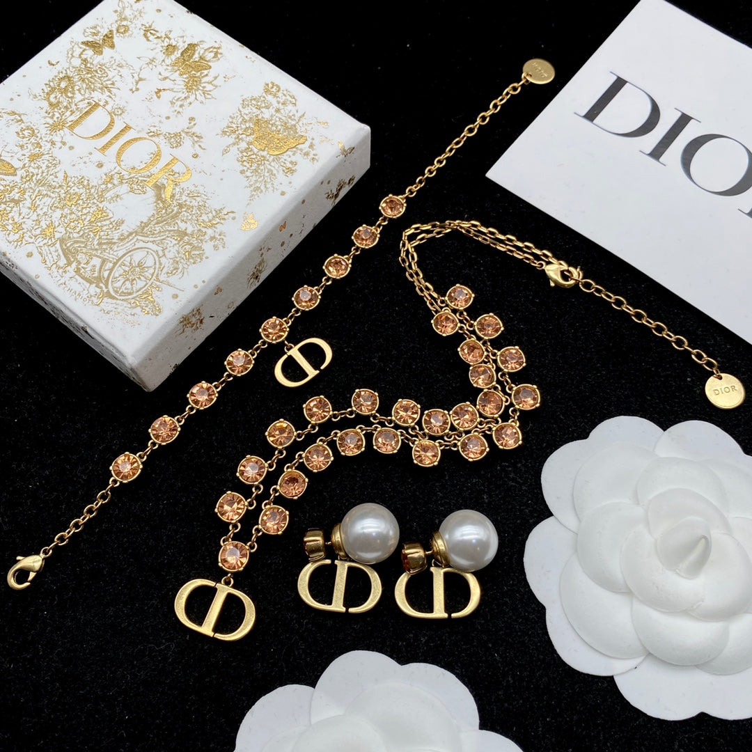 175RD15XDE Stylish Necklaces . Bracelets . Earrings