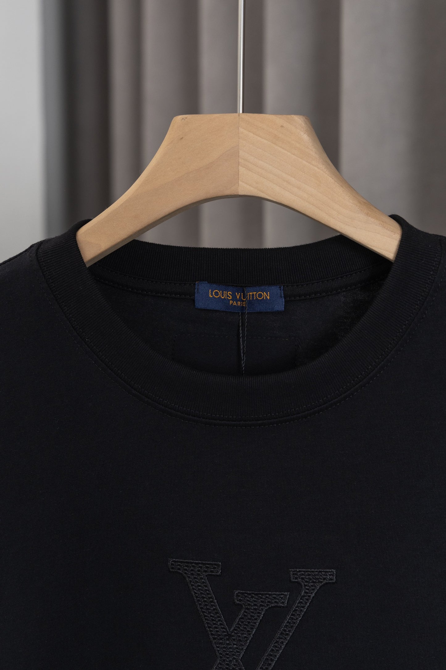 125WE3UDE Stylish T-shirts