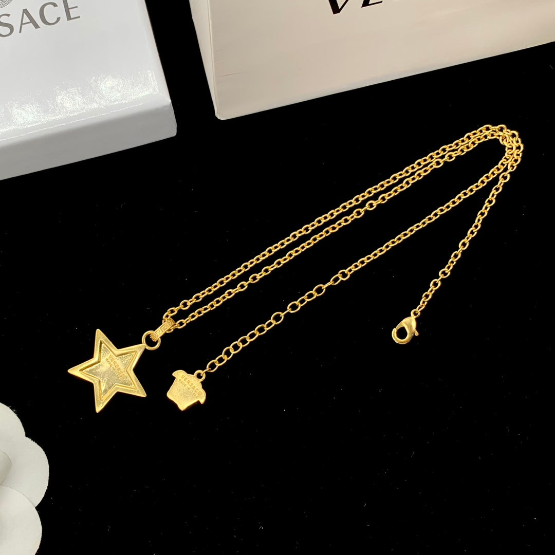 175RV72XDE Stylish Necklace