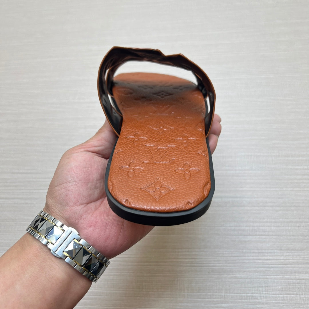 54E34ZDE Stylish slippers