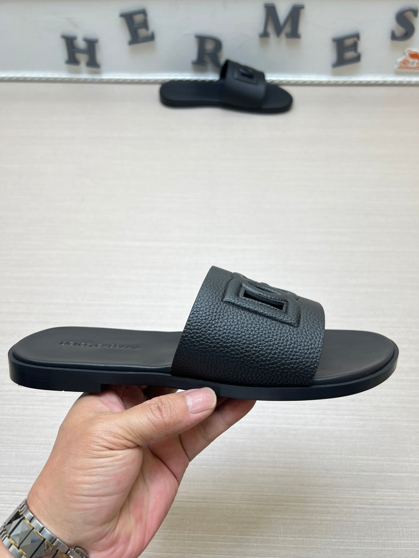 54A65ZDE Stylish slippers