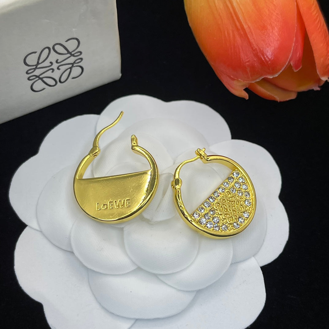 14A757EDE Stylish Earrings