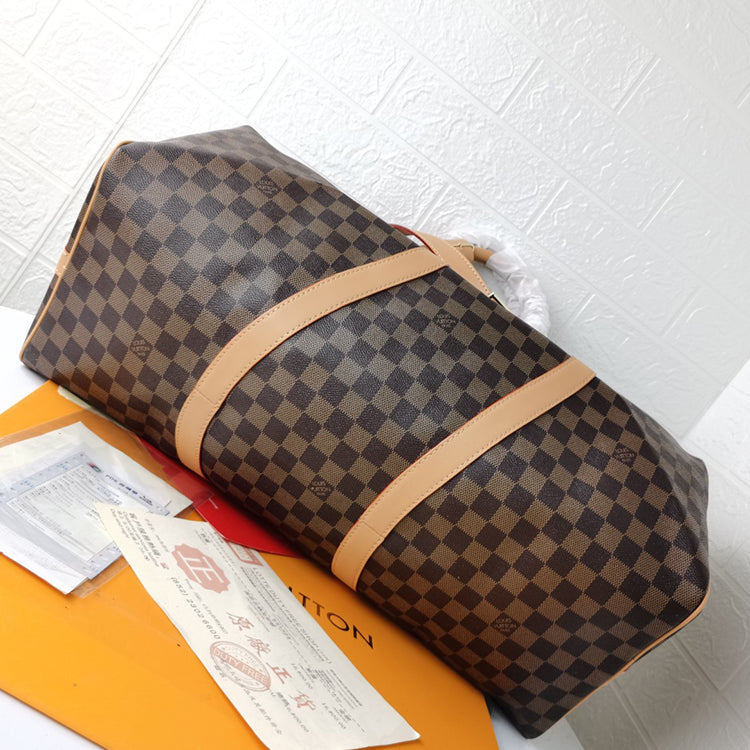 1E051BDE Stylish leather bag