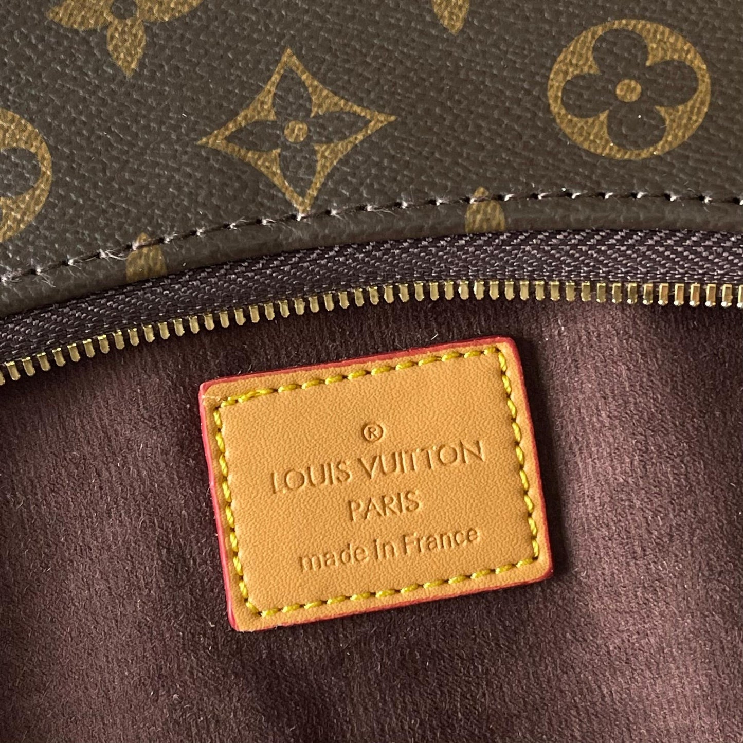 15RE30BDE Stylish bag