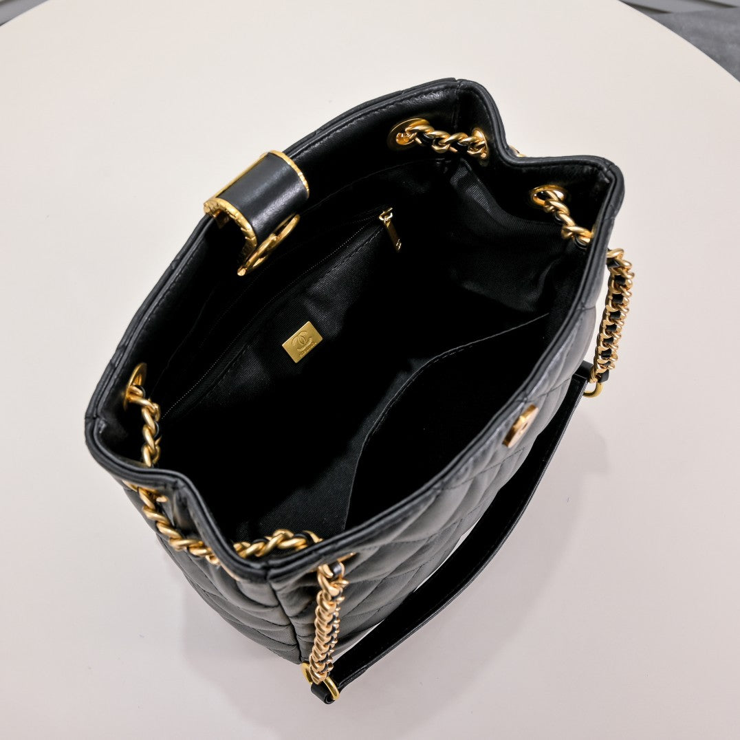 XC5BDE Stylish leather bag