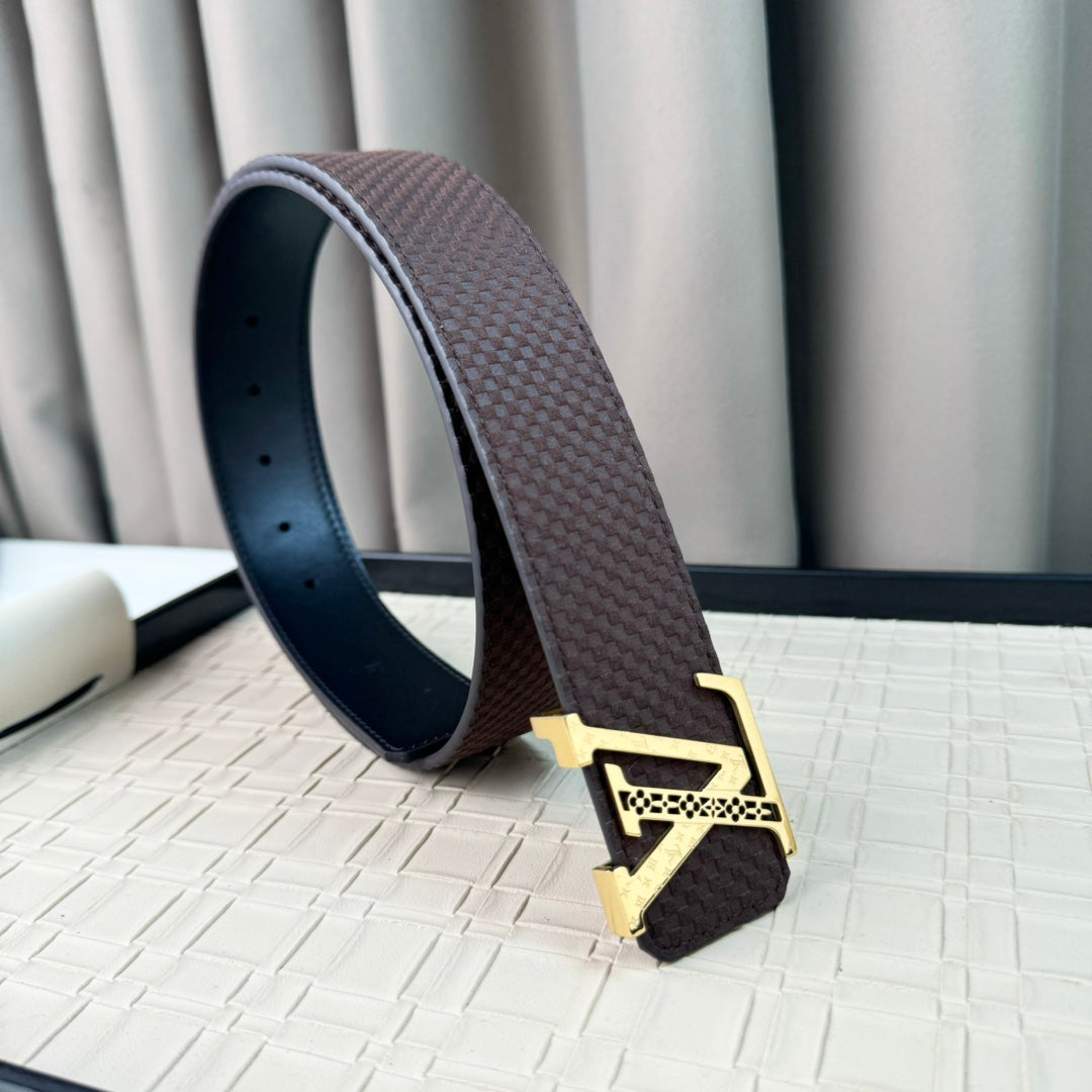 14E25PDE Stylish High quality belt With full package