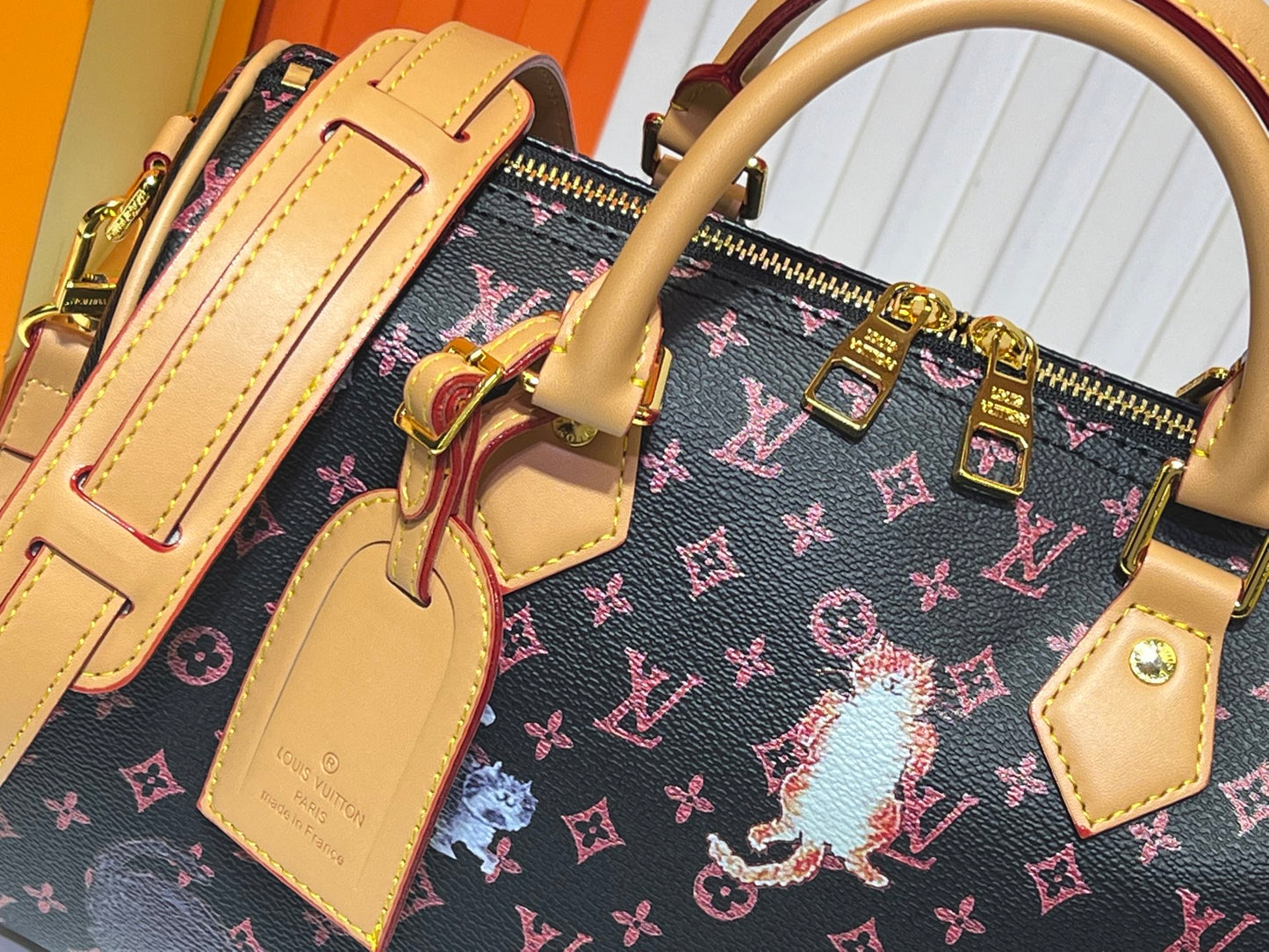 15XE6BDE Stylish leather bag