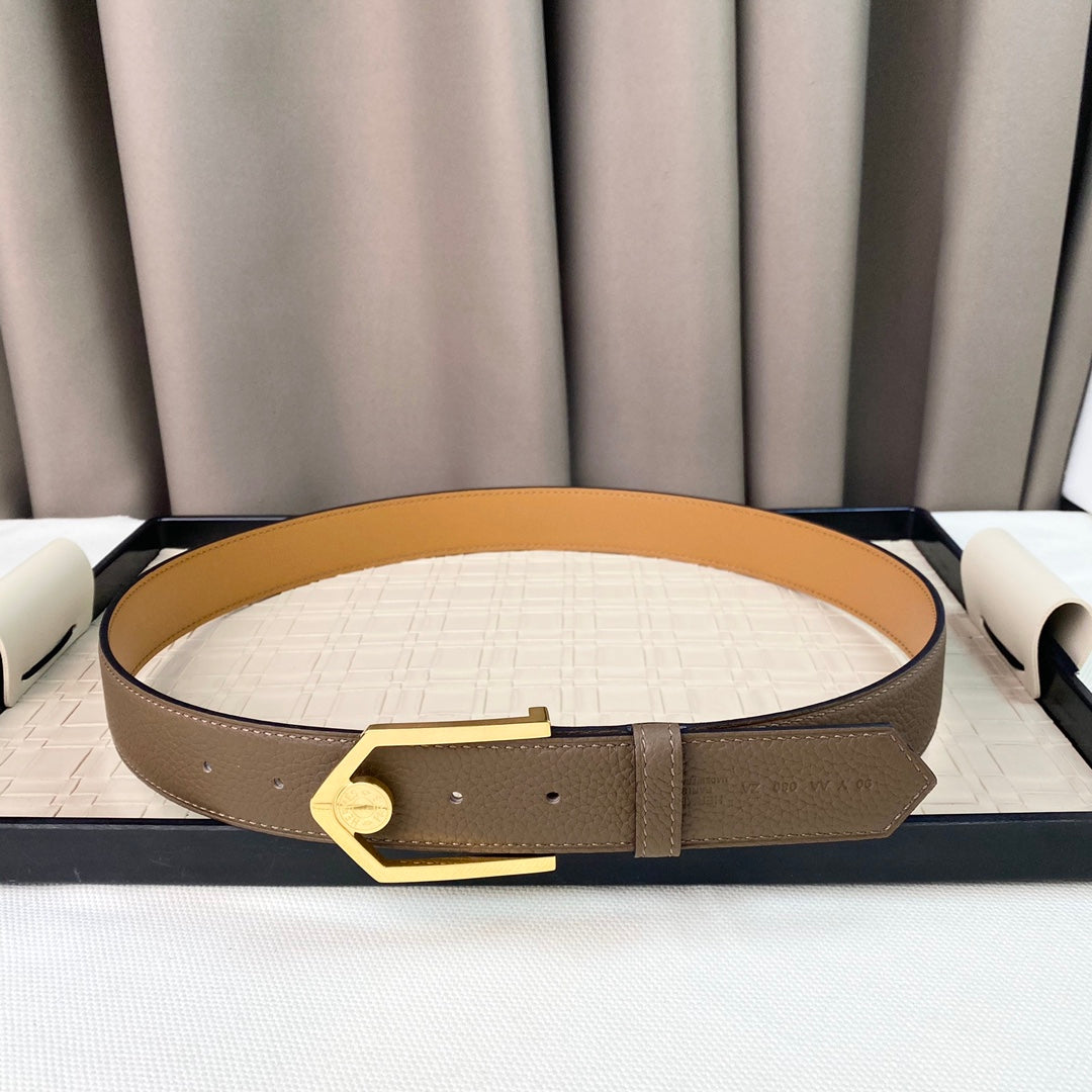 14H107PDE Stylish High quality belt With full package