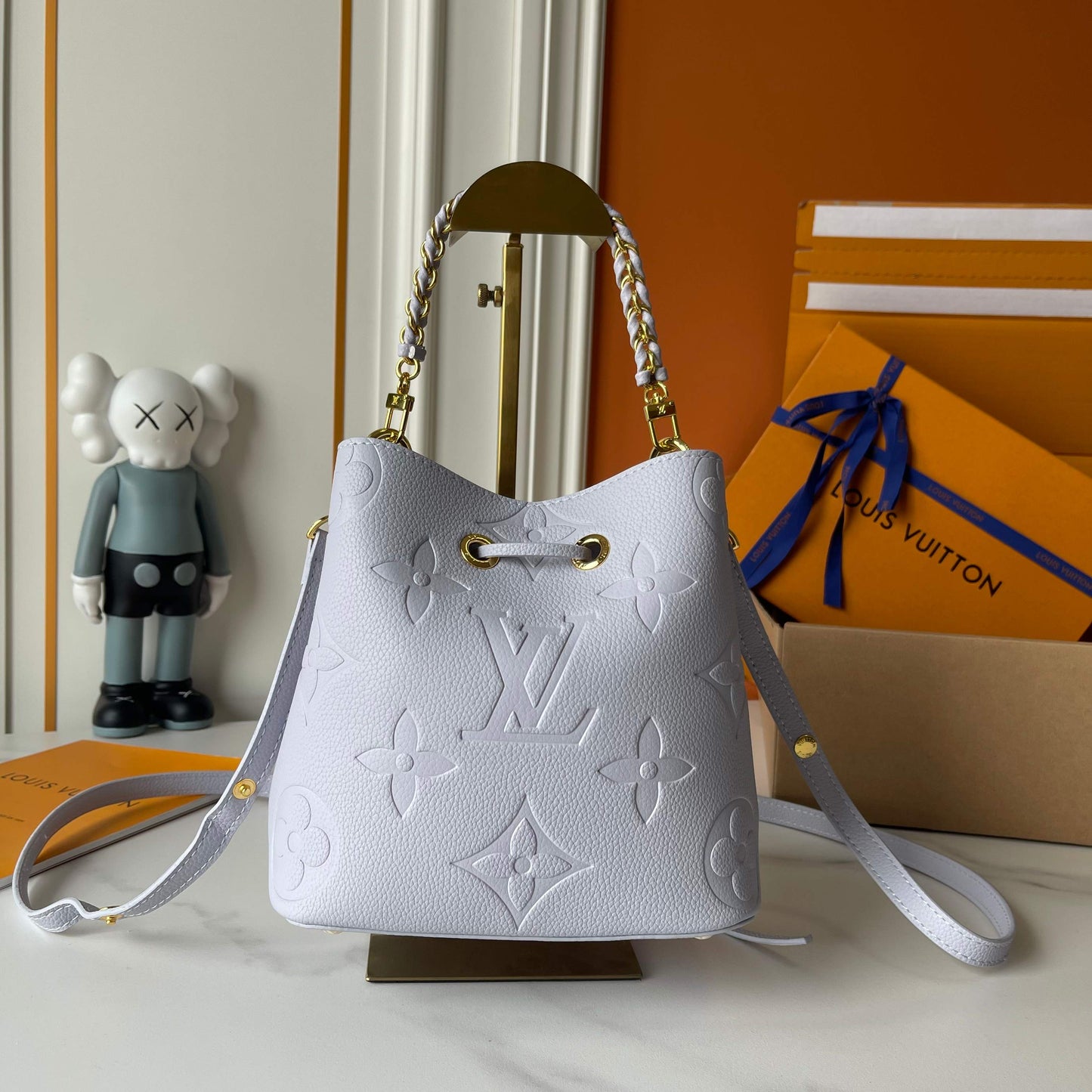 15RE33BDE Stylish leather bag