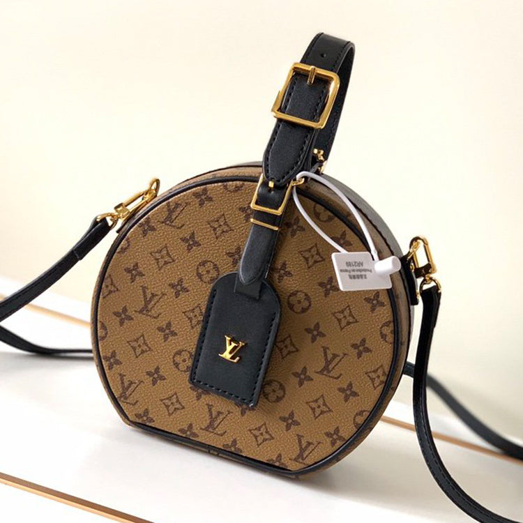 1E14BDE Stylish leather bag