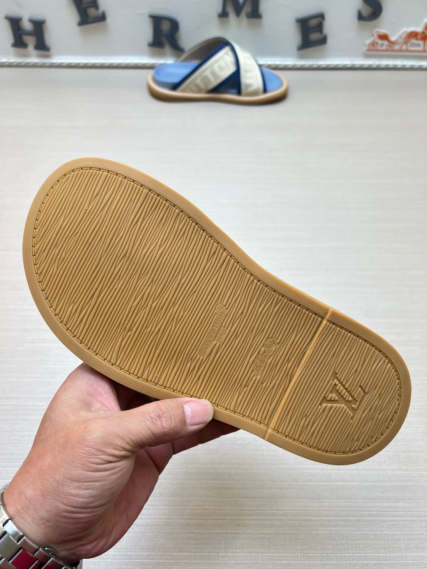 535ZE272ZDE Stylish Slippers