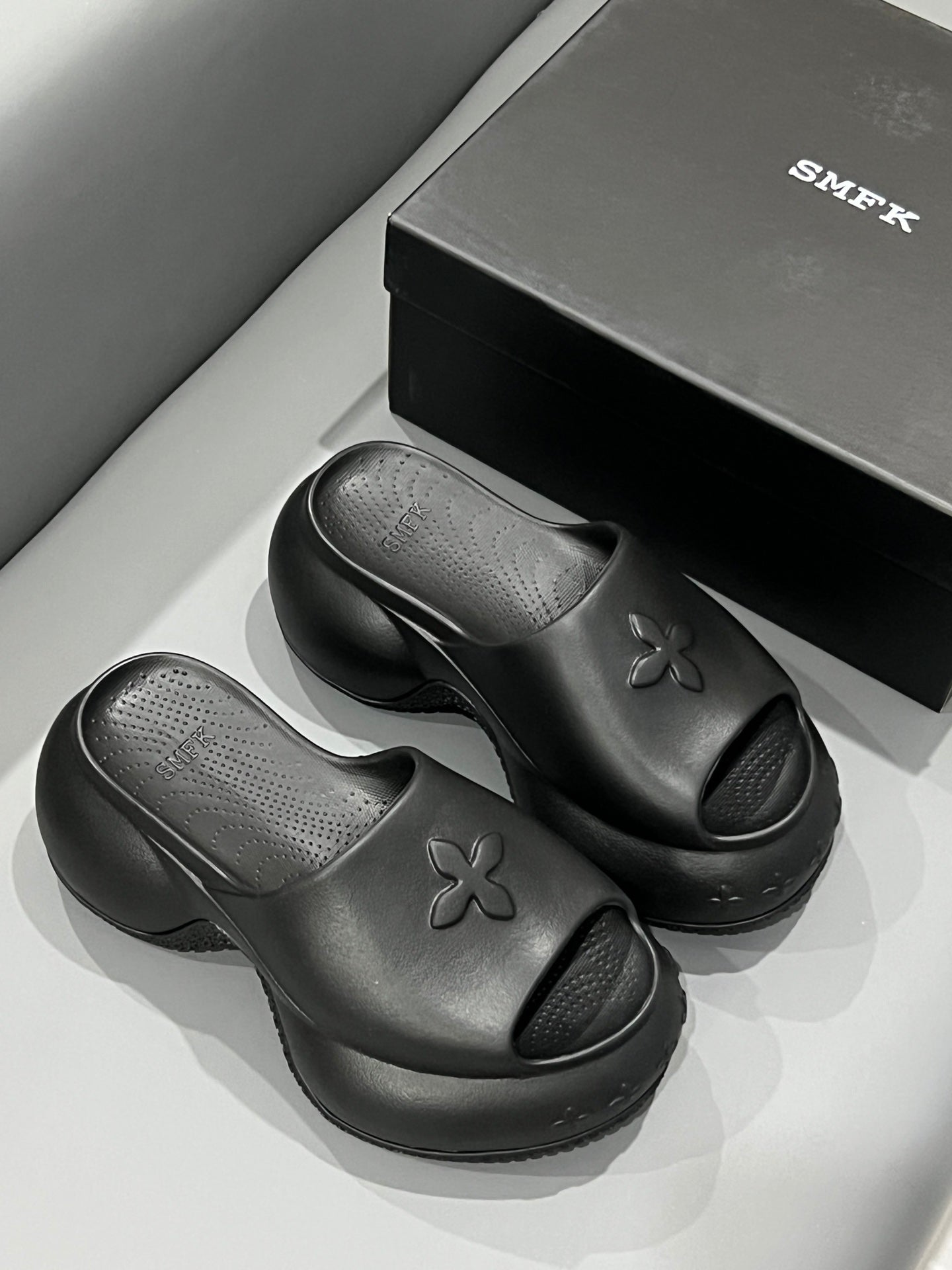 14A14ZDE Stylish slippers Heel height 7.5cm 9.5cm