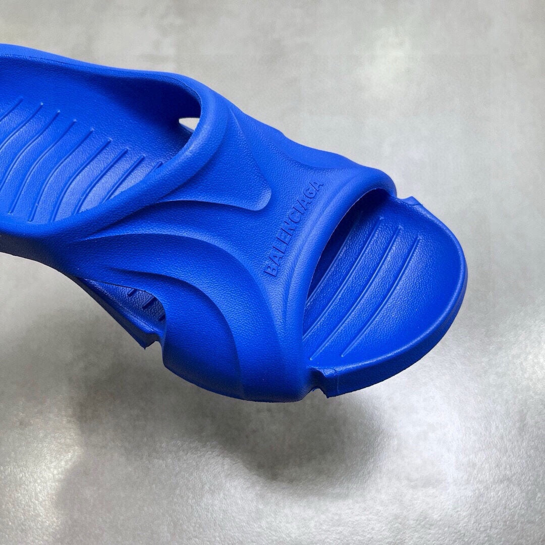 54J40ZDE Stylish slippers